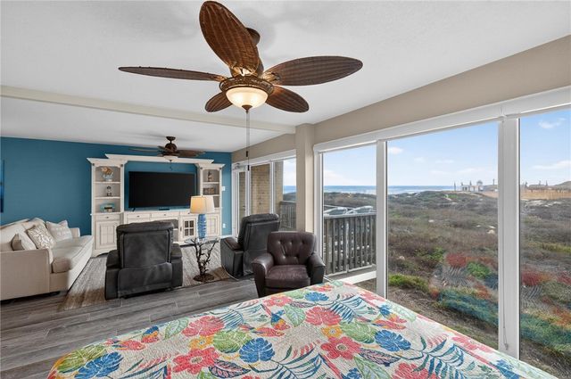 14810 Windward Dr 221, Corpus Christi, TX 78418