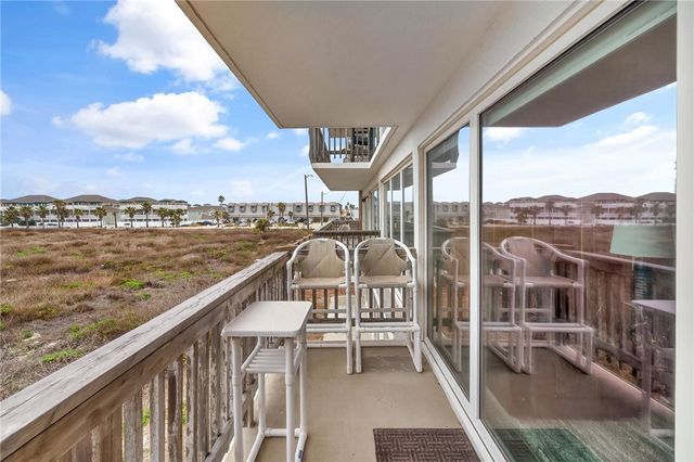 14810 Windward Dr 221, Corpus Christi, TX 78418