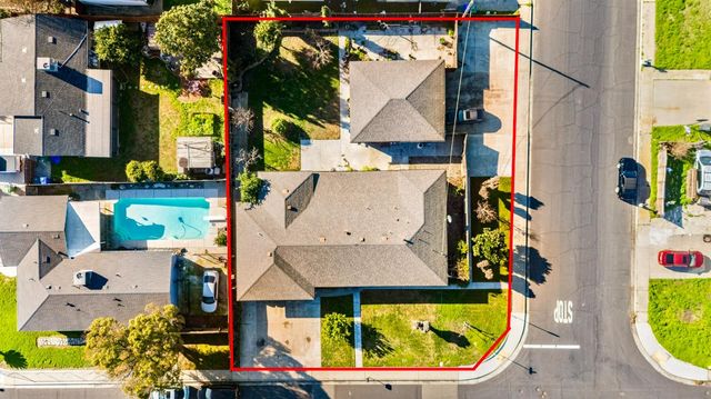 561 Church St, Modesto, CA 95357