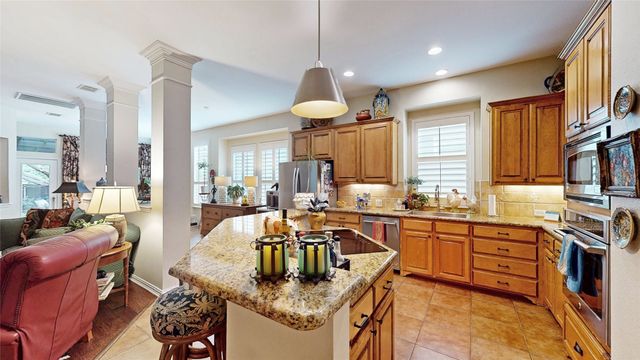 856 George Street, Lantana, TX 76226