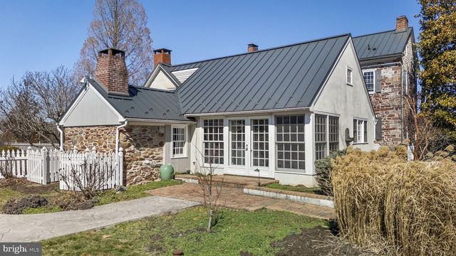 371 OLD TULPEHOCKEN RD, Birdsboro, PA 19508