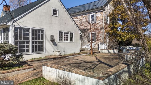 371 OLD TULPEHOCKEN RD, Birdsboro, PA 19508