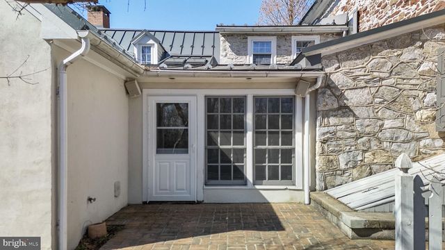 371 OLD TULPEHOCKEN RD, Birdsboro, PA 19508