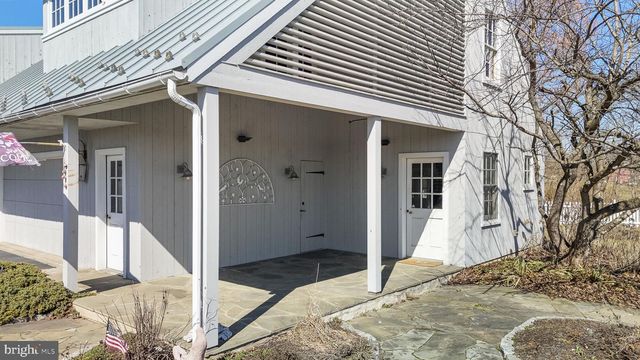 371 OLD TULPEHOCKEN RD, Birdsboro, PA 19508