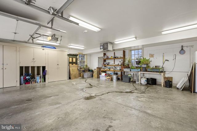 371 OLD TULPEHOCKEN RD, Birdsboro, PA 19508