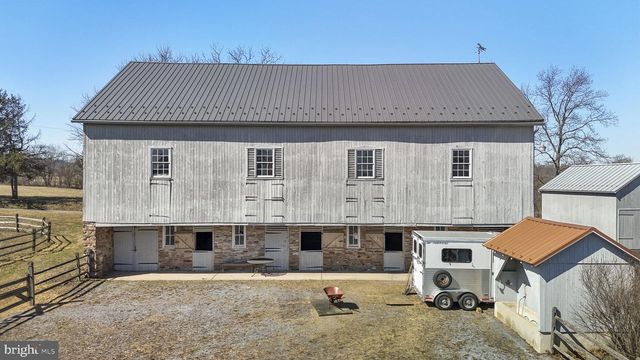 371 OLD TULPEHOCKEN RD, Birdsboro, PA 19508