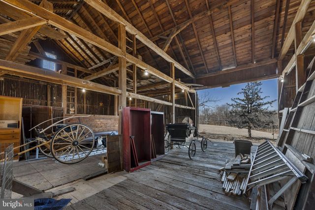 371 OLD TULPEHOCKEN RD, Birdsboro, PA 19508