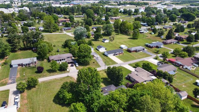 906 Horseshoe Drive, Somerset, KY 42501