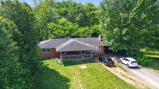 906 Horseshoe Drive, Somerset, KY 42501