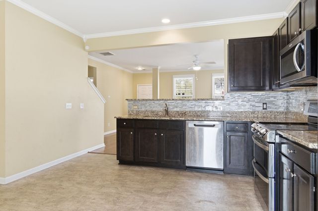 1091 Riverwood Village Blvd, Hermitage, TN 37076