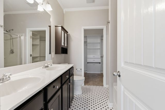1091 Riverwood Village Blvd, Hermitage, TN 37076