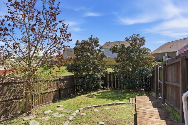 1091 Riverwood Village Blvd, Hermitage, TN 37076