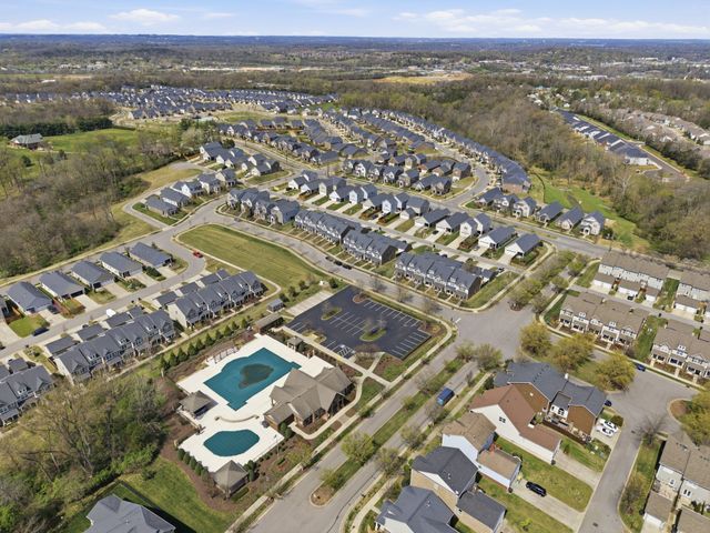 1091 Riverwood Village Blvd, Hermitage, TN 37076
