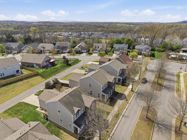 1091 Riverwood Village Blvd, Hermitage, TN 37076