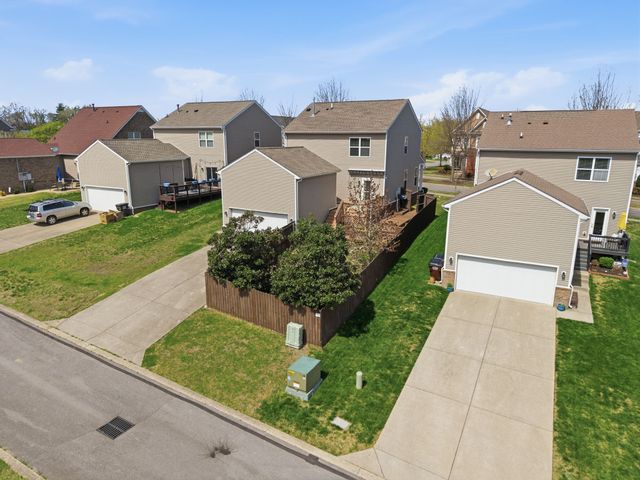 1091 Riverwood Village Blvd, Hermitage, TN 37076