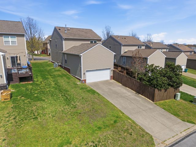 1091 Riverwood Village Blvd, Hermitage, TN 37076