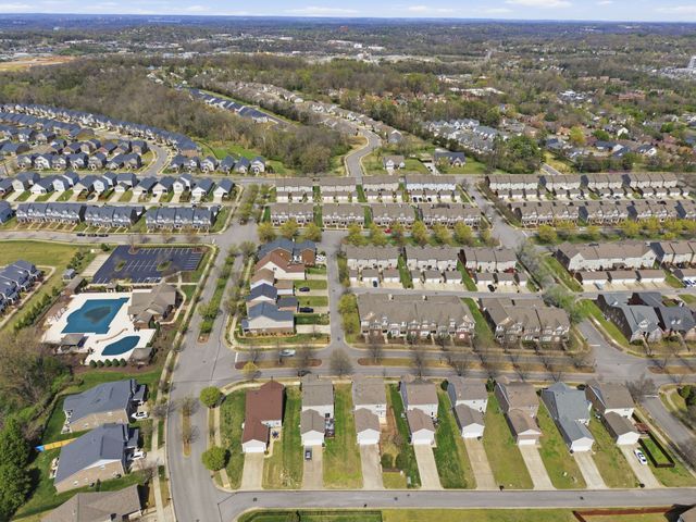 1091 Riverwood Village Blvd, Hermitage, TN 37076