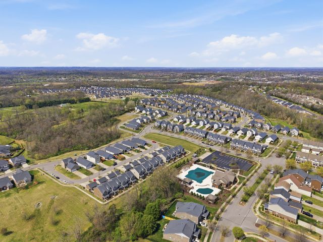 1091 Riverwood Village Blvd, Hermitage, TN 37076