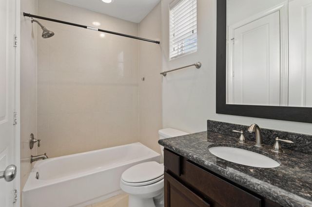 1035 E 28th Street, Houston, TX 77009