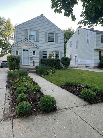 4773 N Diversey BOULEVARD, Whitefish Bay, WI 53211
