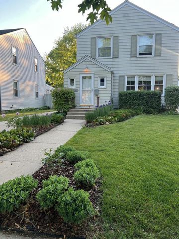 4773 N Diversey BOULEVARD, Whitefish Bay, WI 53211