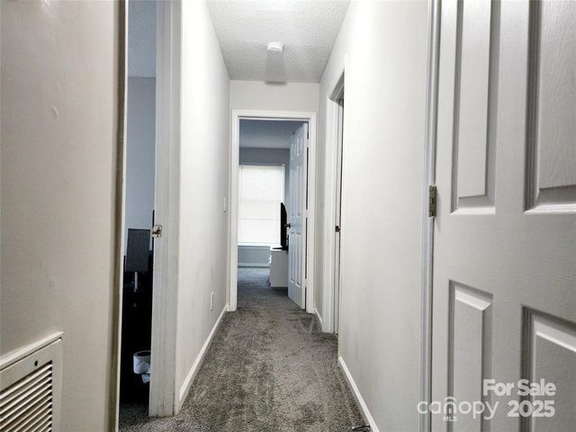 6234 Rosecroft Drive, Charlotte, NC 28215