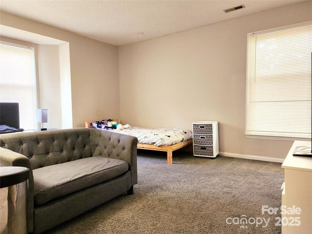 6234 Rosecroft Drive, Charlotte, NC 28215