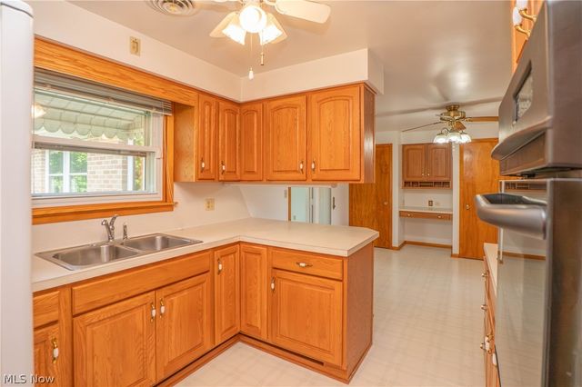 6501 Ravenna Avenue, Louisville, OH 44641