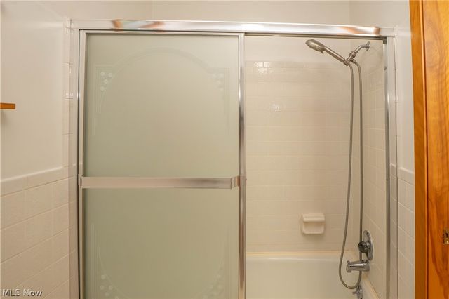 6501 Ravenna Avenue, Louisville, OH 44641