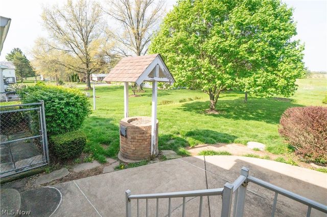 6501 Ravenna Avenue, Louisville, OH 44641