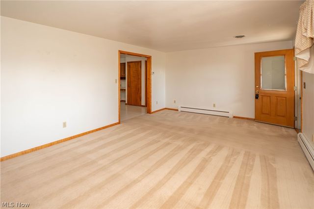 6501 Ravenna Avenue, Louisville, OH 44641