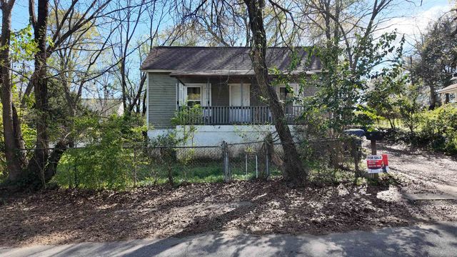 308 S Poole Street, Woodruff, SC 29388