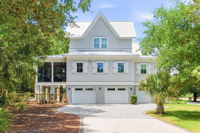 3304 Waterway Boulevard, Isle Of Palms, SC 29451