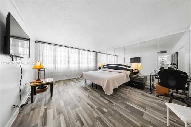 1825 S Ocean Drive 914, Hallandale Beach, FL 33009
