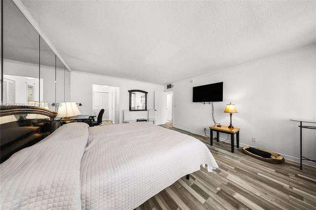 1825 S Ocean Drive 914, Hallandale Beach, FL 33009