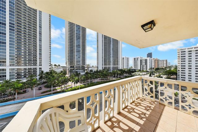 1825 S Ocean Drive 914, Hallandale Beach, FL 33009