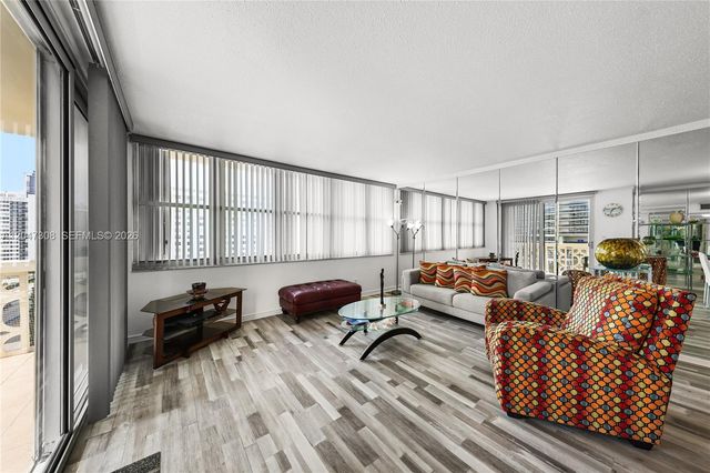 1825 S Ocean Drive 914, Hallandale Beach, FL 33009