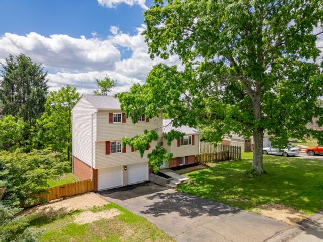 426 Linden Drive, West Deer, PA 15024