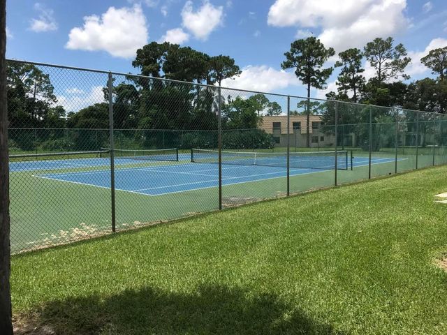 4479 Oak Terrace Drive, Greenacres, FL 33463