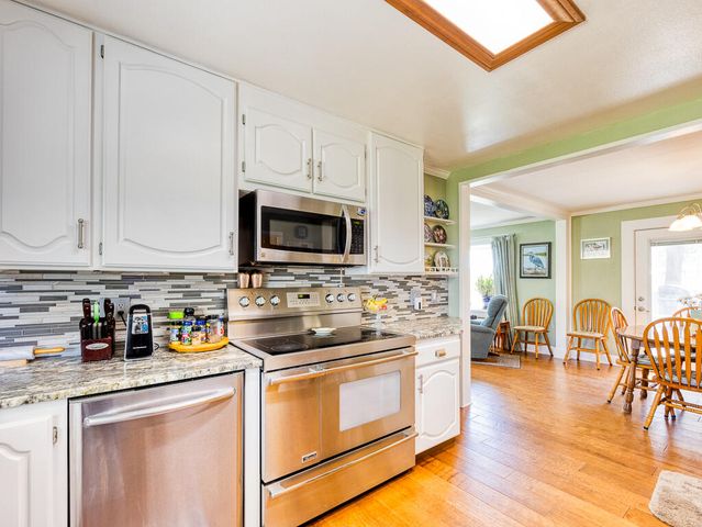 4650 Lower Klamath Lake Road, Klamath Falls, OR 97603