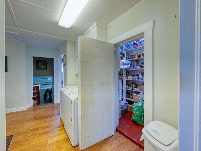 4650 Lower Klamath Lake Road, Klamath Falls, OR 97603