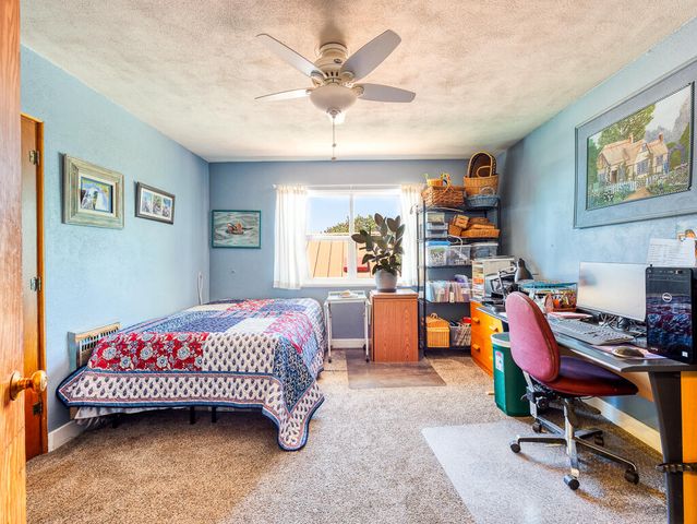 4650 Lower Klamath Lake Road, Klamath Falls, OR 97603