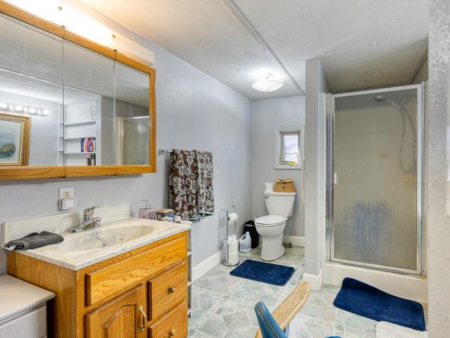 4650 Lower Klamath Lake Road, Klamath Falls, OR 97603