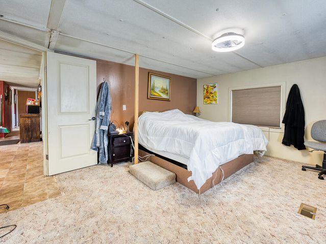 4650 Lower Klamath Lake Road, Klamath Falls, OR 97603