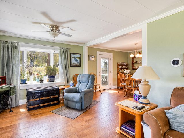 4650 Lower Klamath Lake Road, Klamath Falls, OR 97603