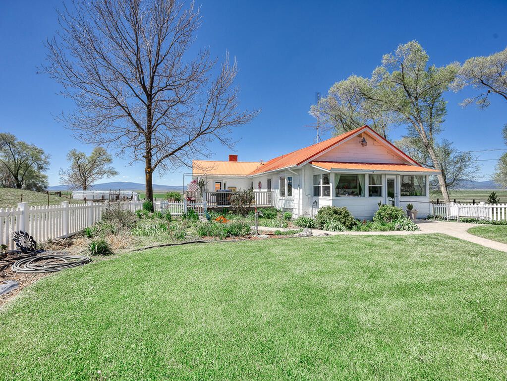 4650 Lower Klamath Lake Road, Klamath Falls, OR 97603