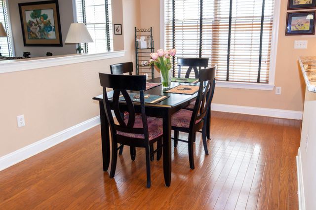 6 BARBADOS CT, Hamilton, NJ 08691