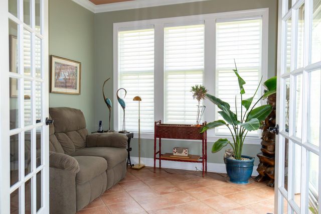 6 BARBADOS CT, Hamilton, NJ 08691