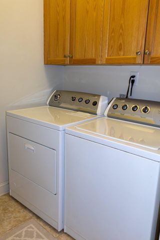 6 BARBADOS CT, Hamilton, NJ 08691