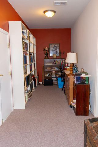 6 BARBADOS CT, Hamilton, NJ 08691